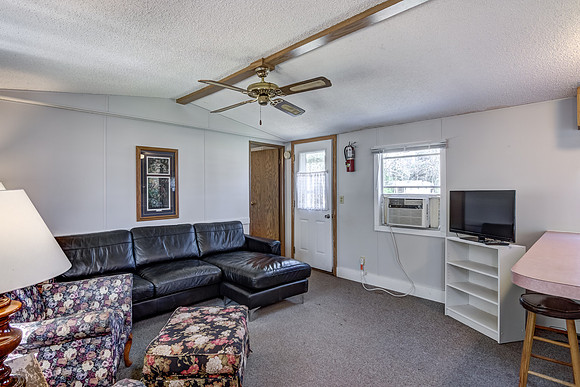 02 - Living Room-3