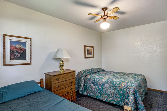 10 - Main Level Bedroom - 3-2
