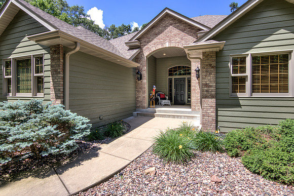 20 - Exterior-2