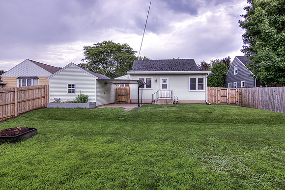 19 - Backyard-1