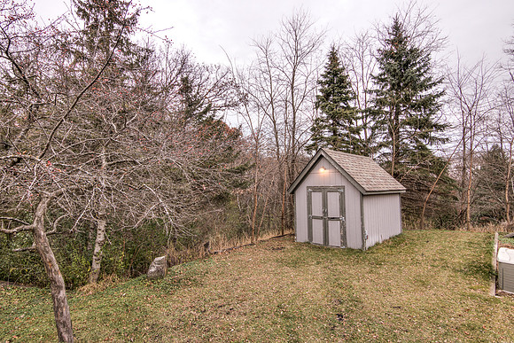 18 - Outbuilding-1