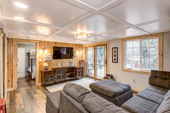 02 - Living Room-1