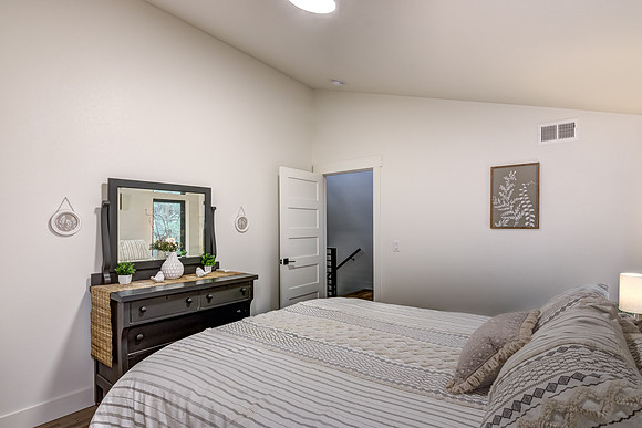 11 - Upper Level Bedroom - 1-2