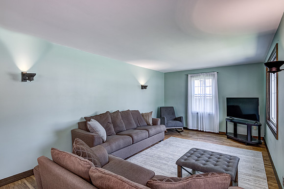 02 - Living Room-3-Edit