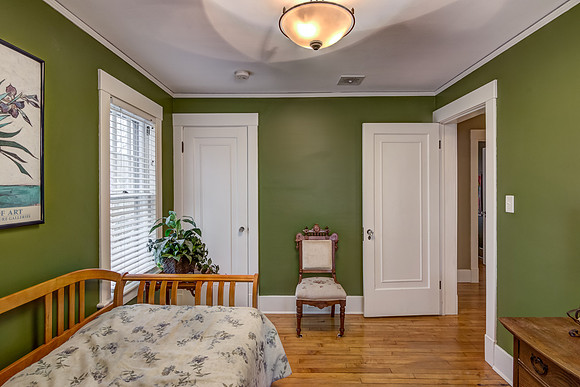 11 - Upper Level Bedroom - 2-2