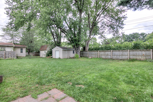 19 - Backyard-8-2