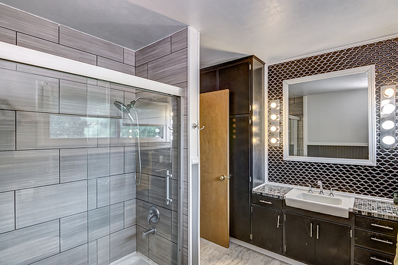 12b - Bathroom-1