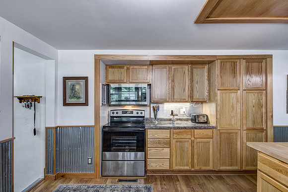 03 - Kitchen-5