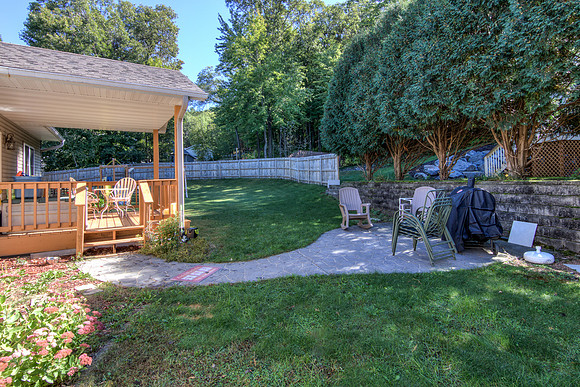 19 - Backyard-05
