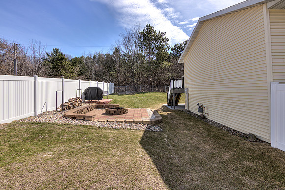 20 - Exterior-2
