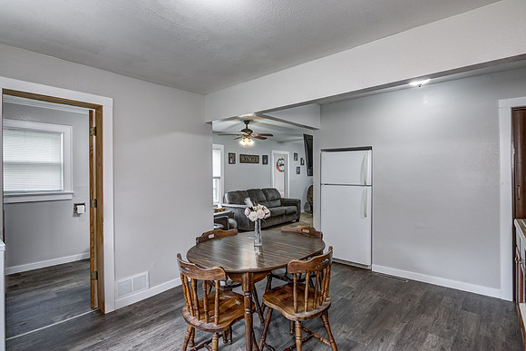 03 - Kitchen-5