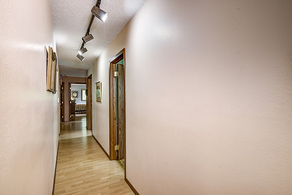 16A - Interior-1
