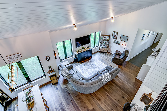 02 - Living Room-5
