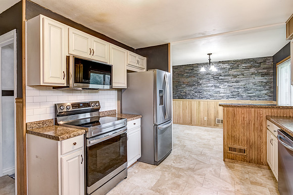 03 - Kitchen-6
