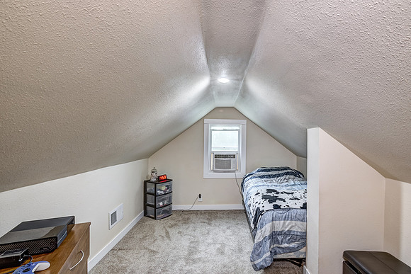 11F - Upper Space-1