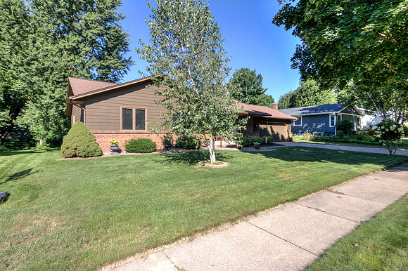 20 - Exterior-2