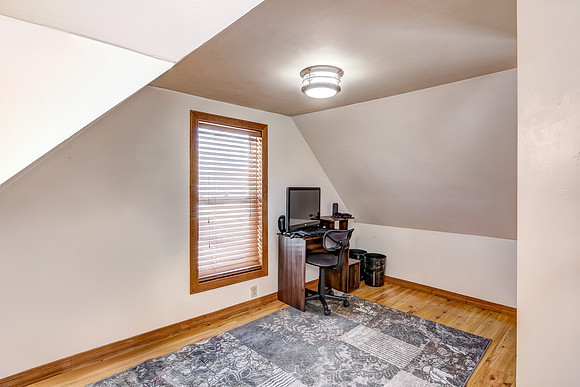 11 - Upper Level Bedroom - 2-1-Edit