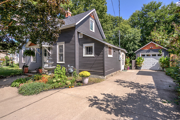 20 - Exterior-4