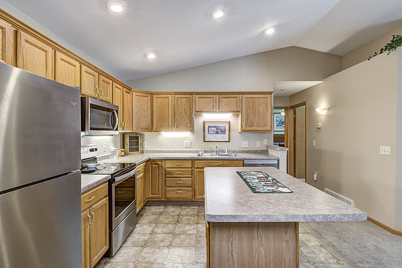 03 - Kitchen-2