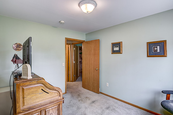 10 - Main Level Bedroom - 1-3