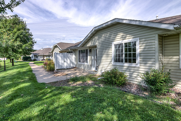 20 - Exterior-2