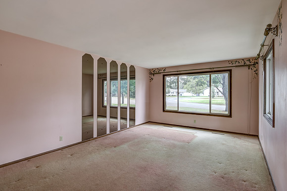 02 - Living Room-1