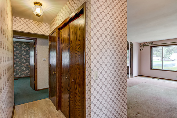16A - Interior-1
