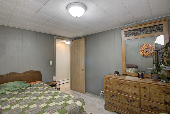 10 - Main Level Bedroom - 1-2