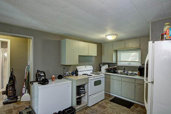 20 -lower kitchen-2