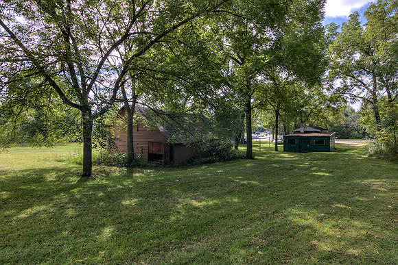 24 outbuilding-4