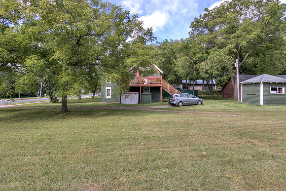 25 - Backyard-5