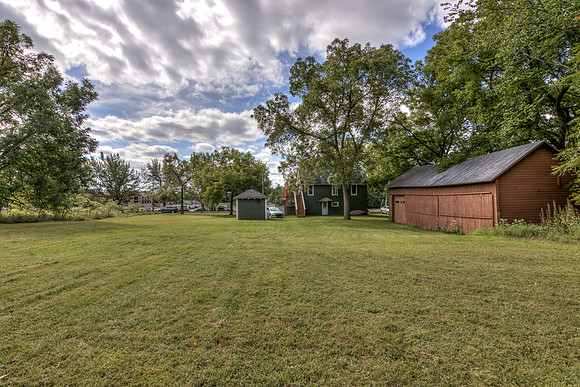 25 - Backyard-9