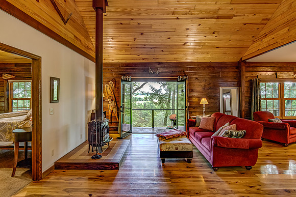 02 - Living Room-6-Edit