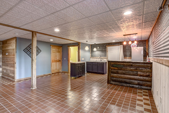 13 - Lower Living Room-07
