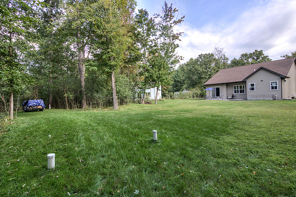 19 - Backyard-03
