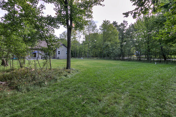 19 - Backyard-05