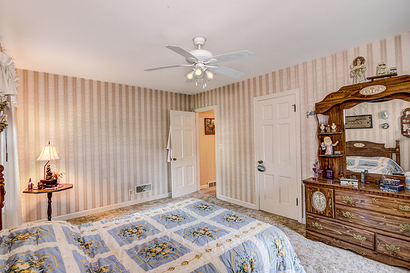 10 - Main Level Bedroom - 1-2-Edit-Edit