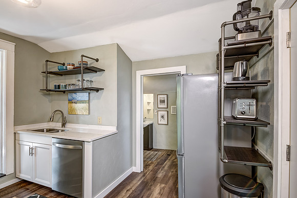 03 - Kitchen-5