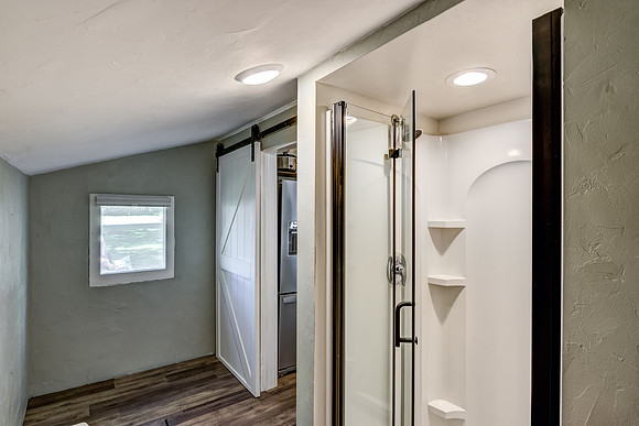 12b - Bathroom-4
