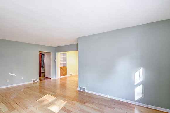 02 - Living Room-3