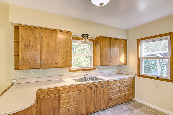 03 - Kitchen-3