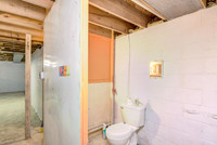 12b - Bathroom-3