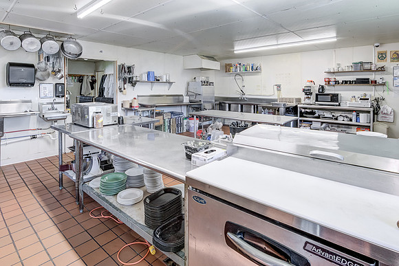 03 - Kitchen-4