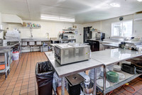 03 - Kitchen-3