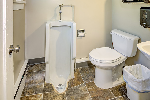 12b - Bathroom-6