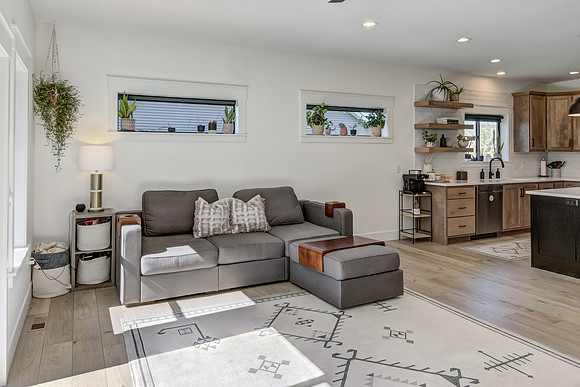 02 - Living Room-6