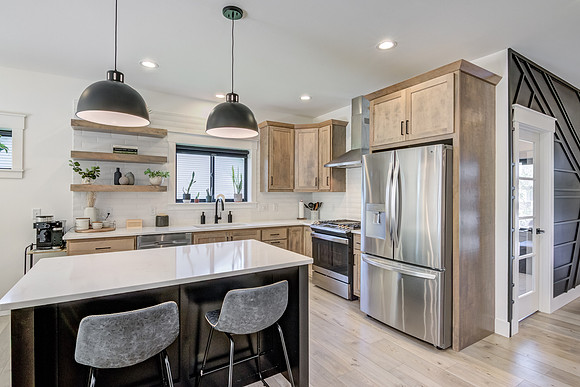 03 - Kitchen-1