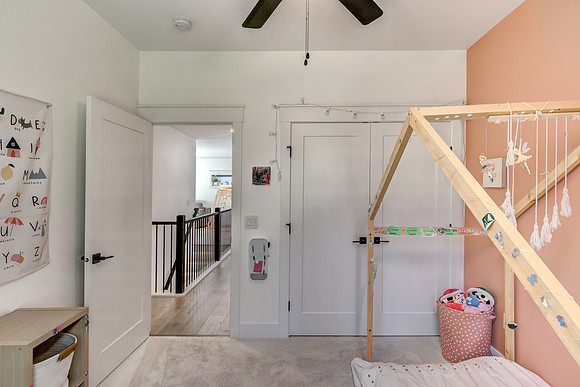 10 - Main Level Bedroom - 1-2