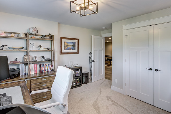 12 - Lower Level Bedroom - 2-2