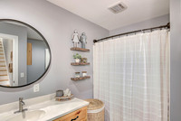 07 - Primary Bathroom-2